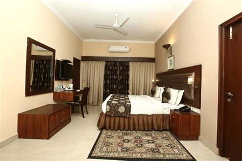 The DownTown Hotel Banjara Hills Hyderabad In | Budget Hotel in Banjara ...