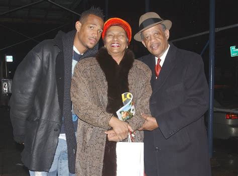 Marlon Wayans And His Family Mourn The Loss Of Patriarch Howell: ‘Kiss ...