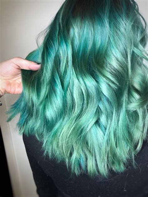 Seafoam green hair | Green hair, Green hair dye, Mint green hair dye