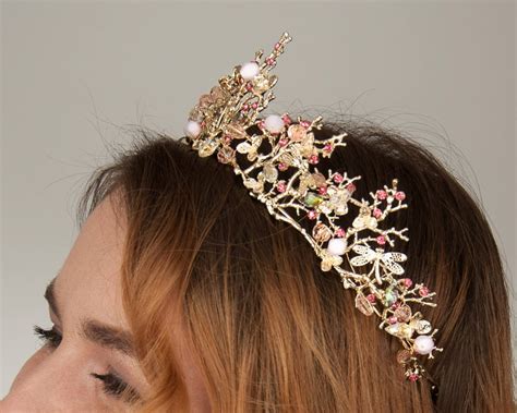 Vintage Style Tiara Gold Colored. Bridal Hair Jewelry for a - Etsy