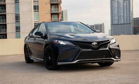 2022 Toyota Camry Crushes the 2022 Honda Civic Like a Bug: Does the ...