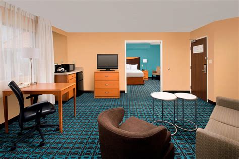 Fairfield Inn & Suites by Marriott Albuquerque Airport 2300 Centre Ave ...