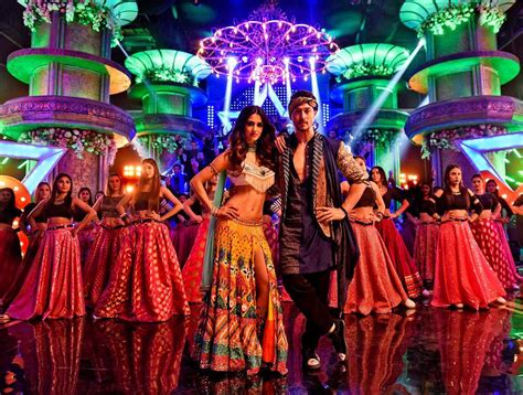 Tiger Shroff and Disha Patani sizzle in Baaghi 2 new song Mundiya