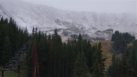 Colorado ski areas, mountains see first snow Thursday