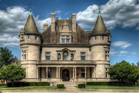 Hecker-Smiley Mansion in Detroit Michigan mansion house castle ...