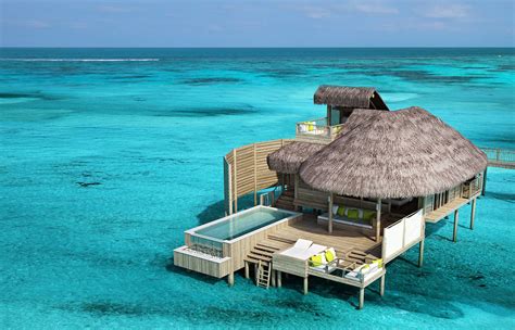 Maldives Luxury Resorts