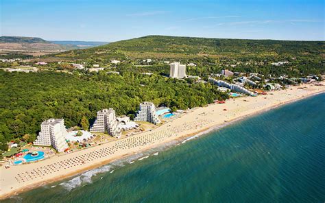 Albena Beach / Bulgaria // World Beach Guide