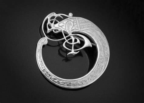 Celtic Bird Brooch (silver) – Medium | Tain Silver