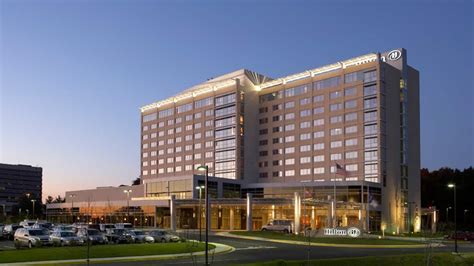 10 Best Hotels Near BWI Airport: Top Baltimore Airport Hotels