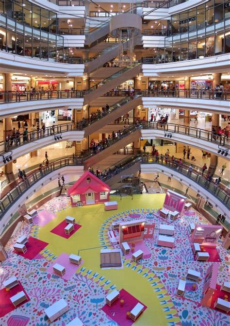 One Utama: A Look Inside One of Malaysia’s Largest Shopping Malls ...