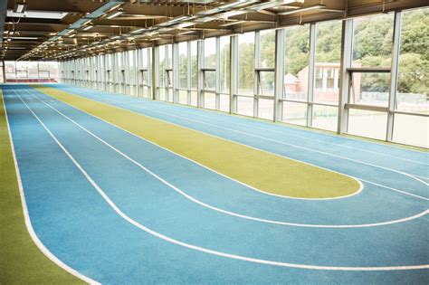 Indoor track training tips and tricks - Triathlon Magazine Canada