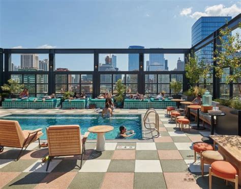 The Best Hotels with Rooftop Pools in Chicago | The Hotel Guru