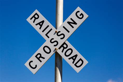 Railroad Crossing Sign Free Stock Photo - Public Domain Pictures