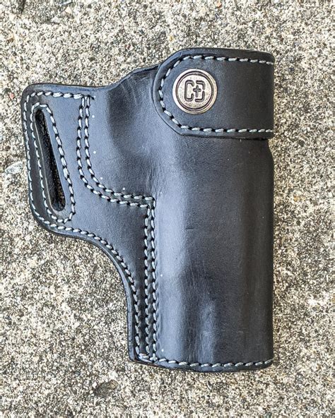 Crossbreed 1911 w/out Rail OWB Leather Holster - Element Armament