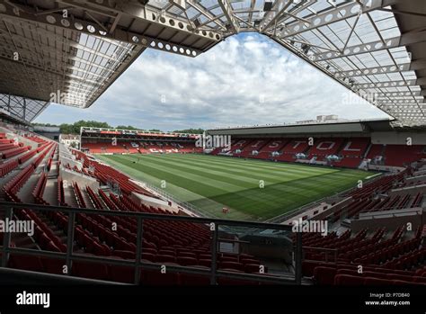 Bristol football stadium hi-res stock photography and images - Alamy