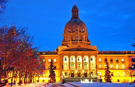 16 Top Tourist Attractions in Edmonton | PlanetWare