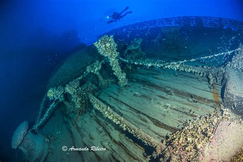 Kea opens spectacular shipwreck dive sites | eKathimerini.com