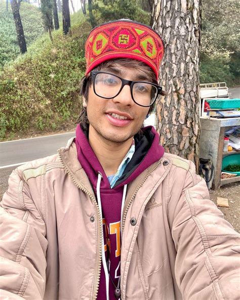 Sourav Joshi (Vlogs) Net Worth, Biography, Phone Number.