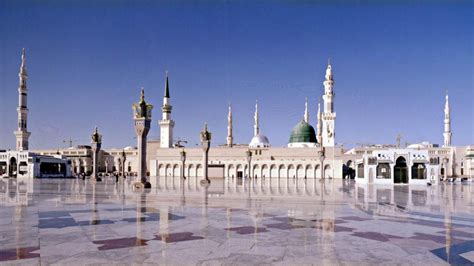 Madina Mosque Wallpaper | Islamic wallpaper hd, Islamic wallpaper ...