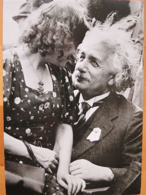 portrait - Albert Einstein with his daughter | Albert einstein ...