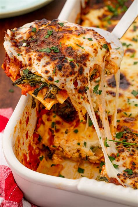 Easy Spinach Lasagna Recipe - How to Make Vegetarian Spinach Lasagna