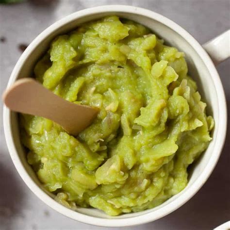 Mushy Peas Recipe with Foolproof Instructions - Little Sugar Snaps