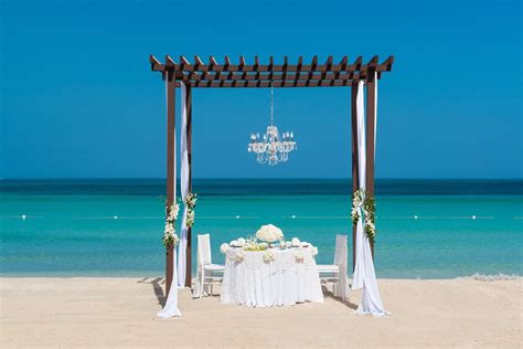 Why A Destination Wedding At Sandals Resorts Is Perfect For You ...