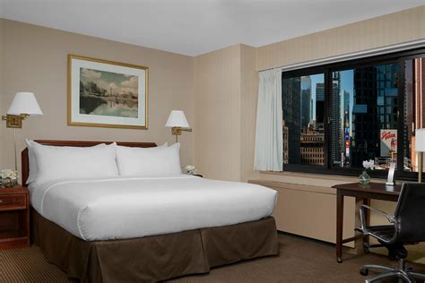 The Manhattan Hotel at Times Square in New York (NY) - Room Deals ...