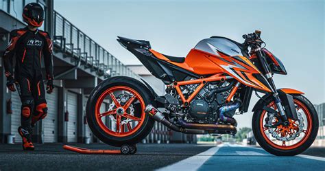 [DUDA] Compra de Ducati STF V4s - Forocoches