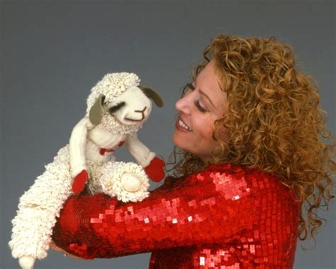 Shari Lewis’ Daughter and Beloved Sock Puppet ‘Lamb Chop’ to Perform at ...