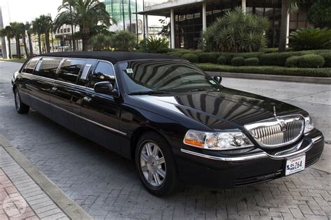 BLACK LINCOLN LIMOUSINE | Audobon Limousine: online reservation