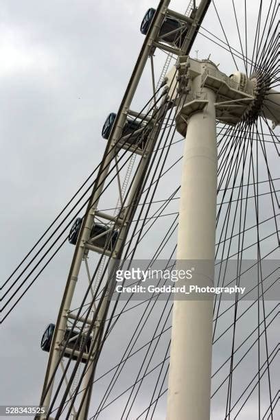 94 Singapore Flyer Capsule Stock Photos, High-Res Pictures, and Images ...