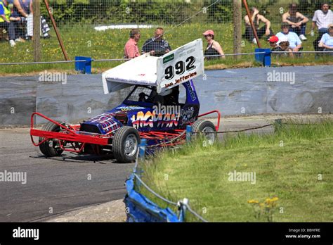 Formula 2 Stock car motor racing Stock Photo - Alamy