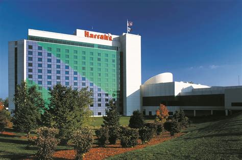 Harrah's Council Bluffs Hotel & Casino in Council Bluffs | Harrah's ...