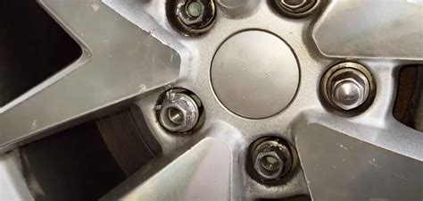 How to Remove a Destroyed Lug Nut and Avoid Mistakes