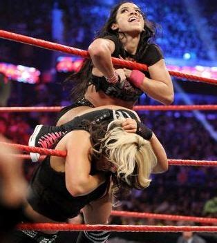 Payback 2013 - Kaitlyn vs AJ Lee (Divas Championship) | Aj lee, Female ...