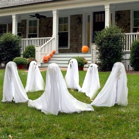 40 Garden Decorations for Halloween - eerily beautiful party ideas ...