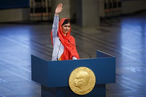 Malala Yousafzai receives Nobel, pleads for education, not war - Los ...