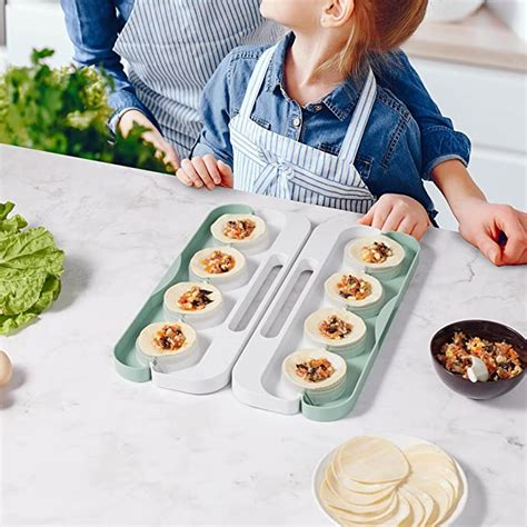 Home DIY 8 Dumplings Maker Mold Round Shapes Dumpling Mold Set Family ...