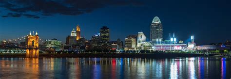 A follow up to my Cincinnati skyline/stadium photo -- this one taken 22 ...