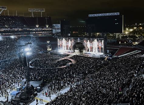 Jammin' at the stadium: A look back at Tampa Bay's biggest concerts ...