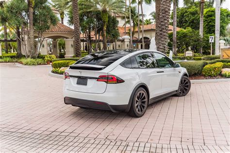 Tesla Model X White - Boston Luxury Car Rental