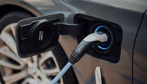 Things To Know About Electric Vehicles