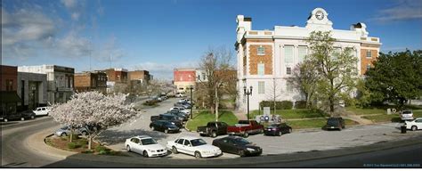 Lewisburg, TN Historic Square Family Origin, Tennessee Travel ...