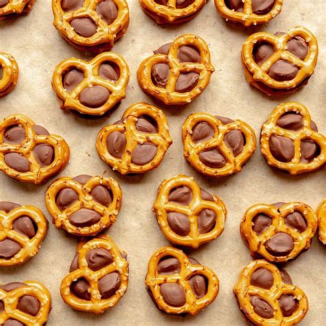 Rolo Pretzels (2 Ingredients!) - Fed & Fit