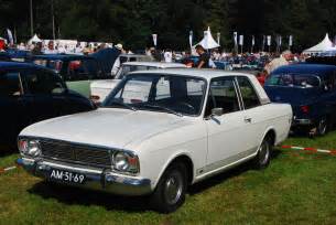 File:Ford cortina 1600 gt.jpg