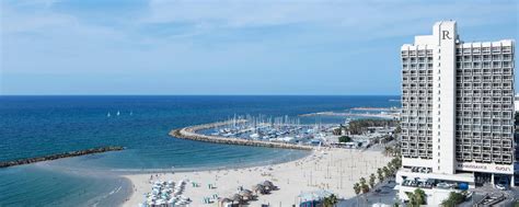 Renaissance Tel Aviv hotel-A luxury hotel on the Mediterranean beach in ...