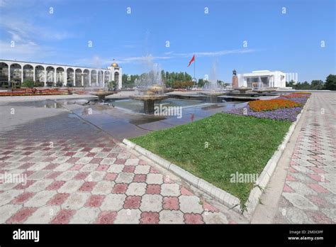 Ala-Too square, State Historical Museum formerly Lenin Museum and Manas ...