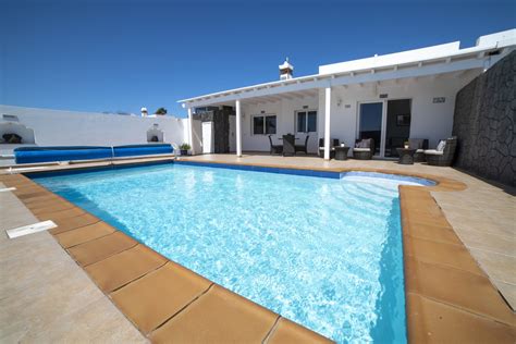 VRH 418 : 2 bedroom in Playa Blanca – Luxury Villas for Rent in Lanzarote