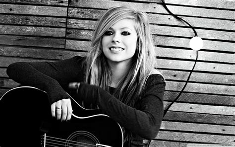 Avril lavigne guitar 1080P, 2K, 4K, 5K HD wallpapers free download ...